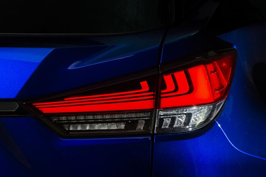 Детали экстерьера Lexus RX350 F-Sport 2019 года  (ZA) (фото 12 из 36)